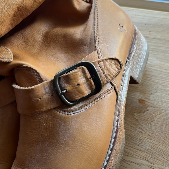 Like new Frye engineer boots - Picture 4 of 11